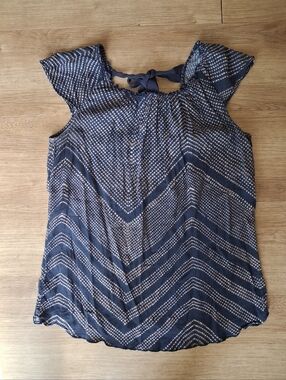 Women's Geometric Design Blue Cap Sleeve Top